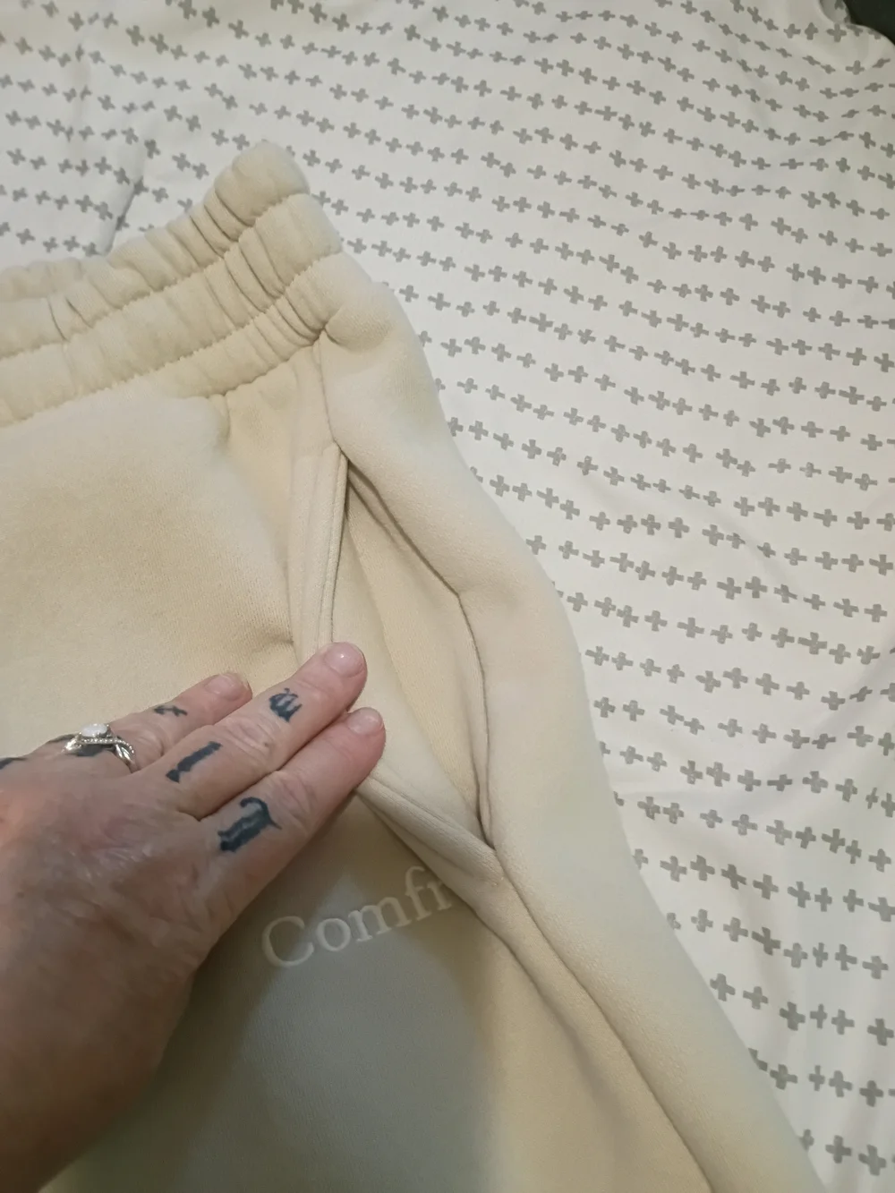Comftr Men's Cream Sweatpants Joggers